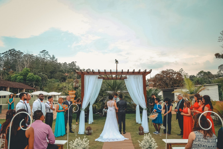 5 Hal yang Harus Diperhatikan Sebelum Menggelar Wedding Outdoor 5 Hal yang Harus Diperhatikan Sebelum Menggelar Wedding Outdoor