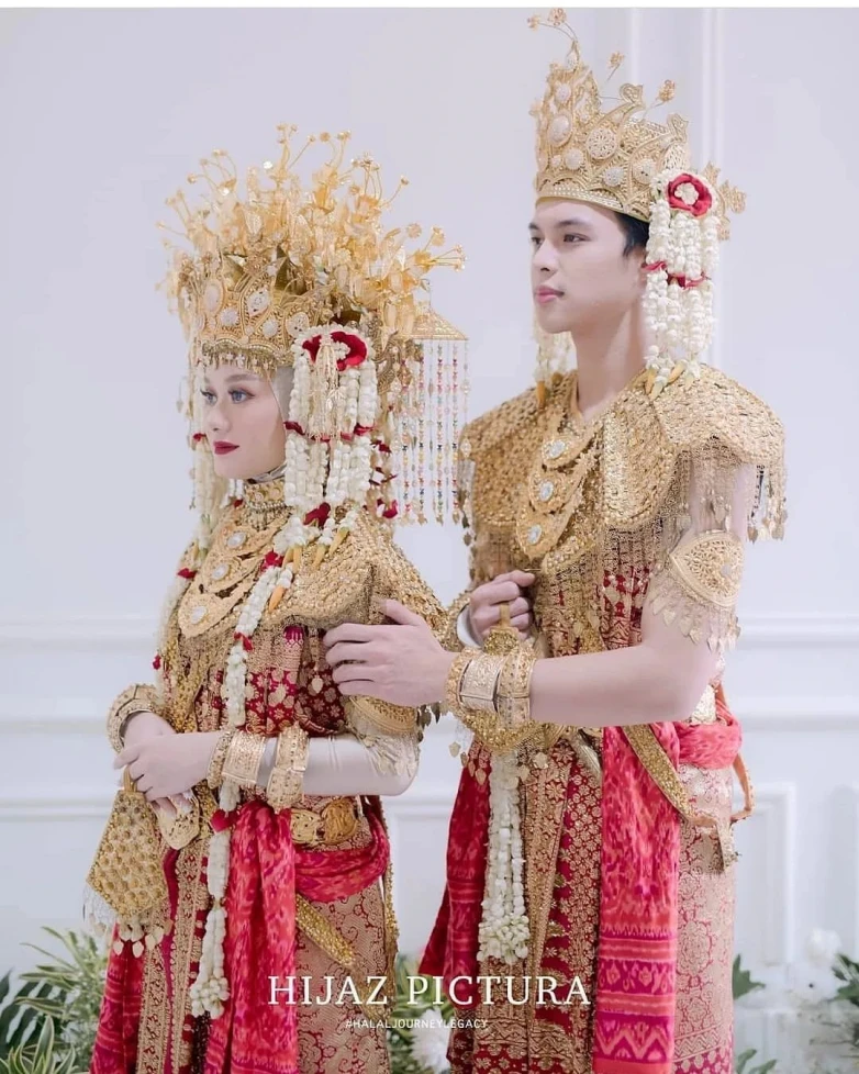 Kenali Baju Pengantin Adat Palembang dan Filosofi Dibalik Kemegahannya - Wedding Market