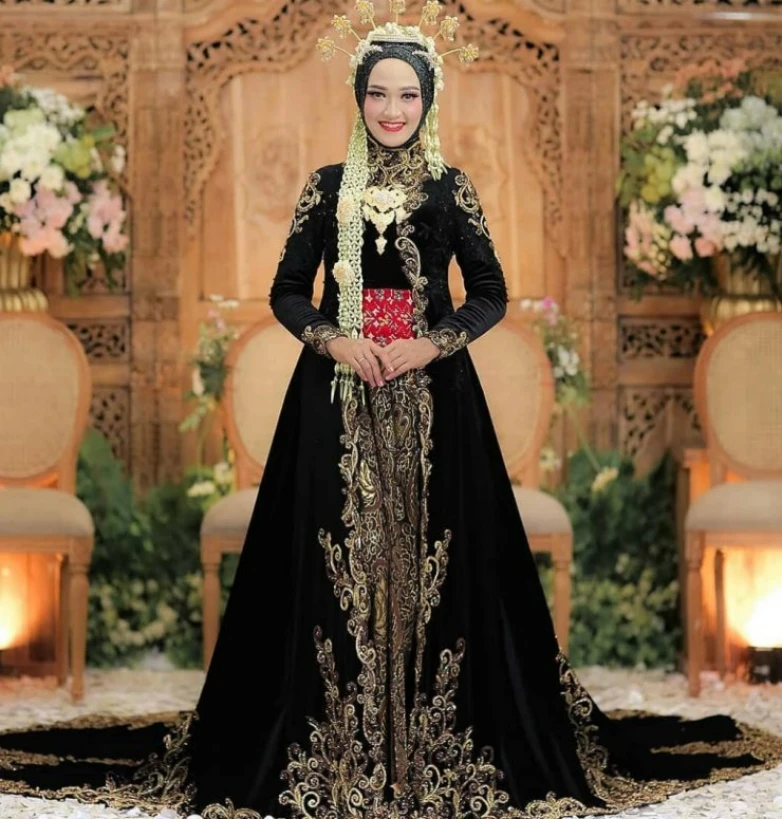 Style Dan Penggunaan Wedding Dress Jawa Yang Anggun Nan Mempesona Wedding Market