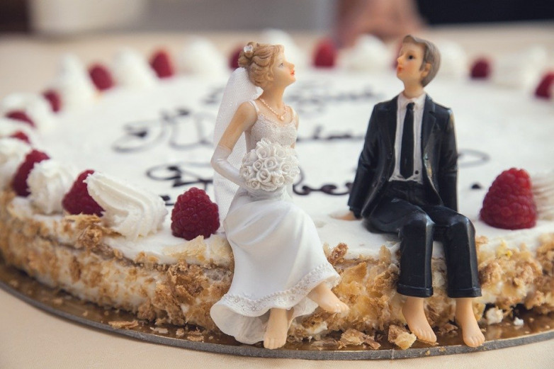 Contoh Kue Pengantin untuk Berbagai Tema Pesta Contoh Kue Pengantin untuk Berbagai Tema Pesta