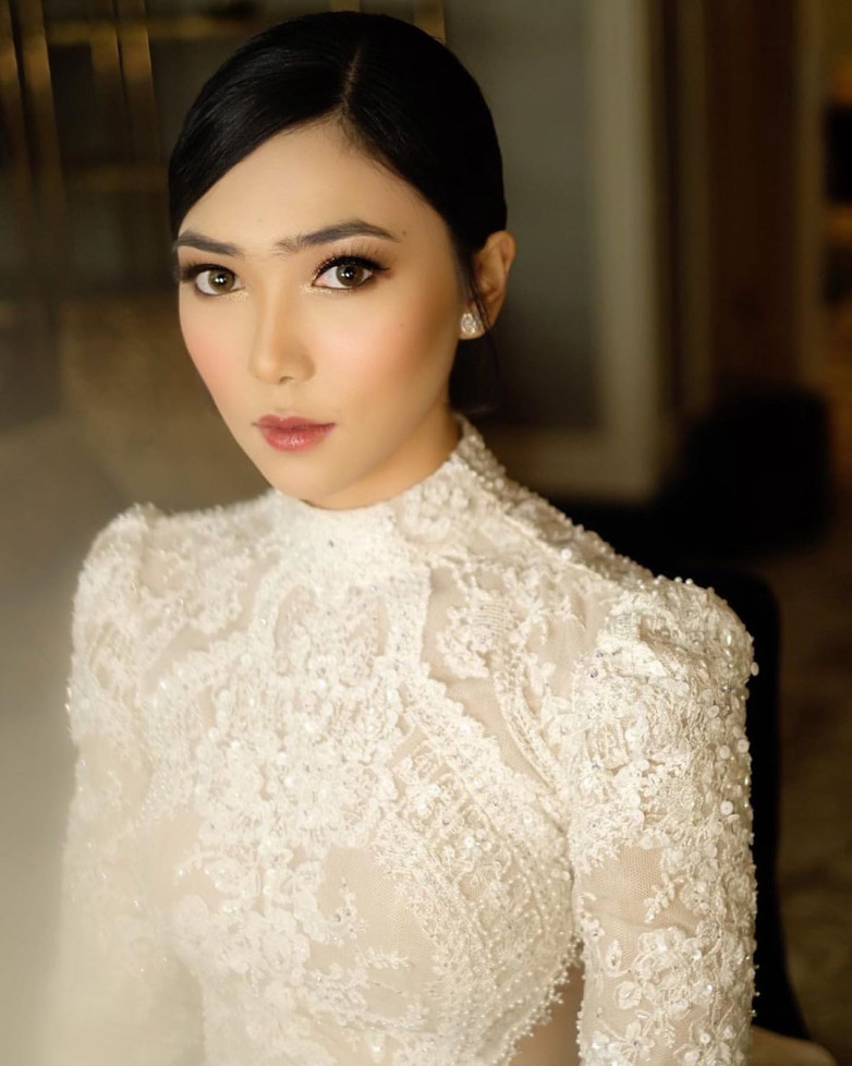 Inspirasi Dari Makeup Pernikahan Isyana Yang Bisa Kamu Tiru Wedding Market