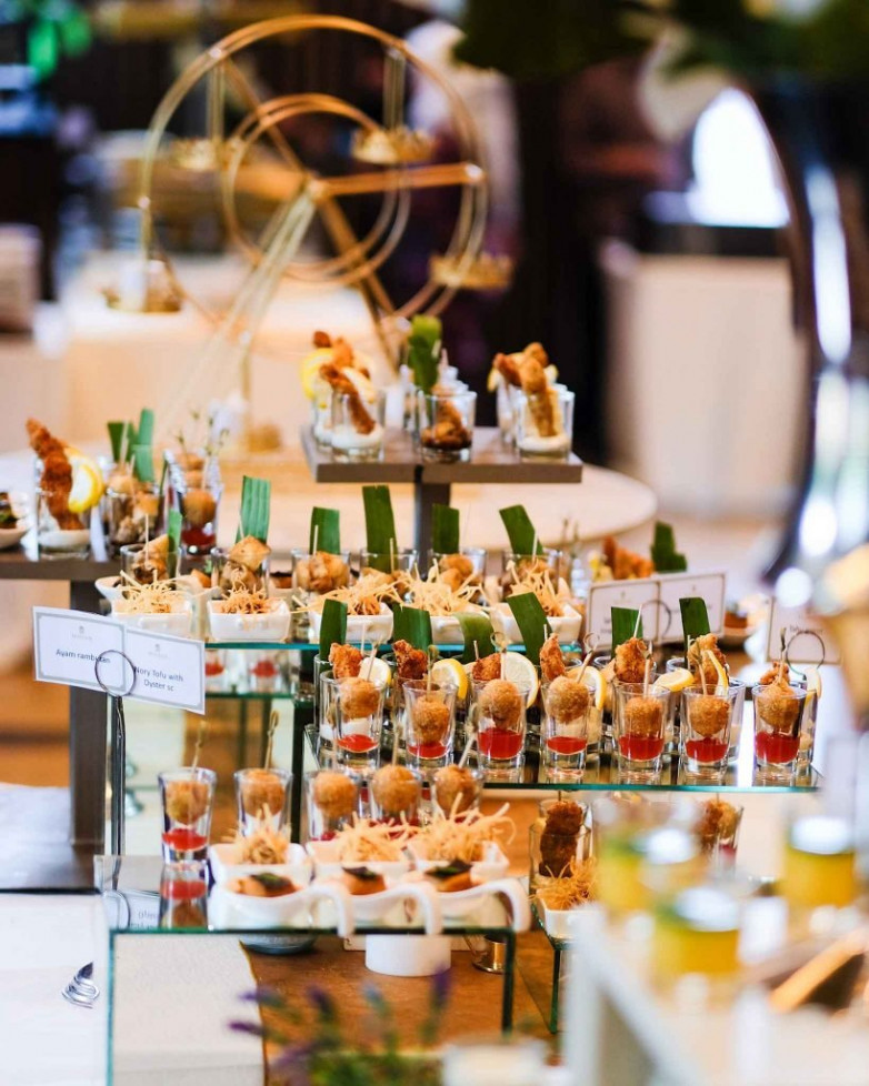 Ini Trik Memilih Menu Catering Pernikahan agar Lebih Murah! Ini Trik Memilih Menu Catering Pernikahan agar Lebih Murah!
