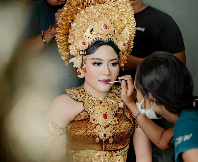 5 Karakteristik Makeup Pengantin Adat Bali yang Unik  