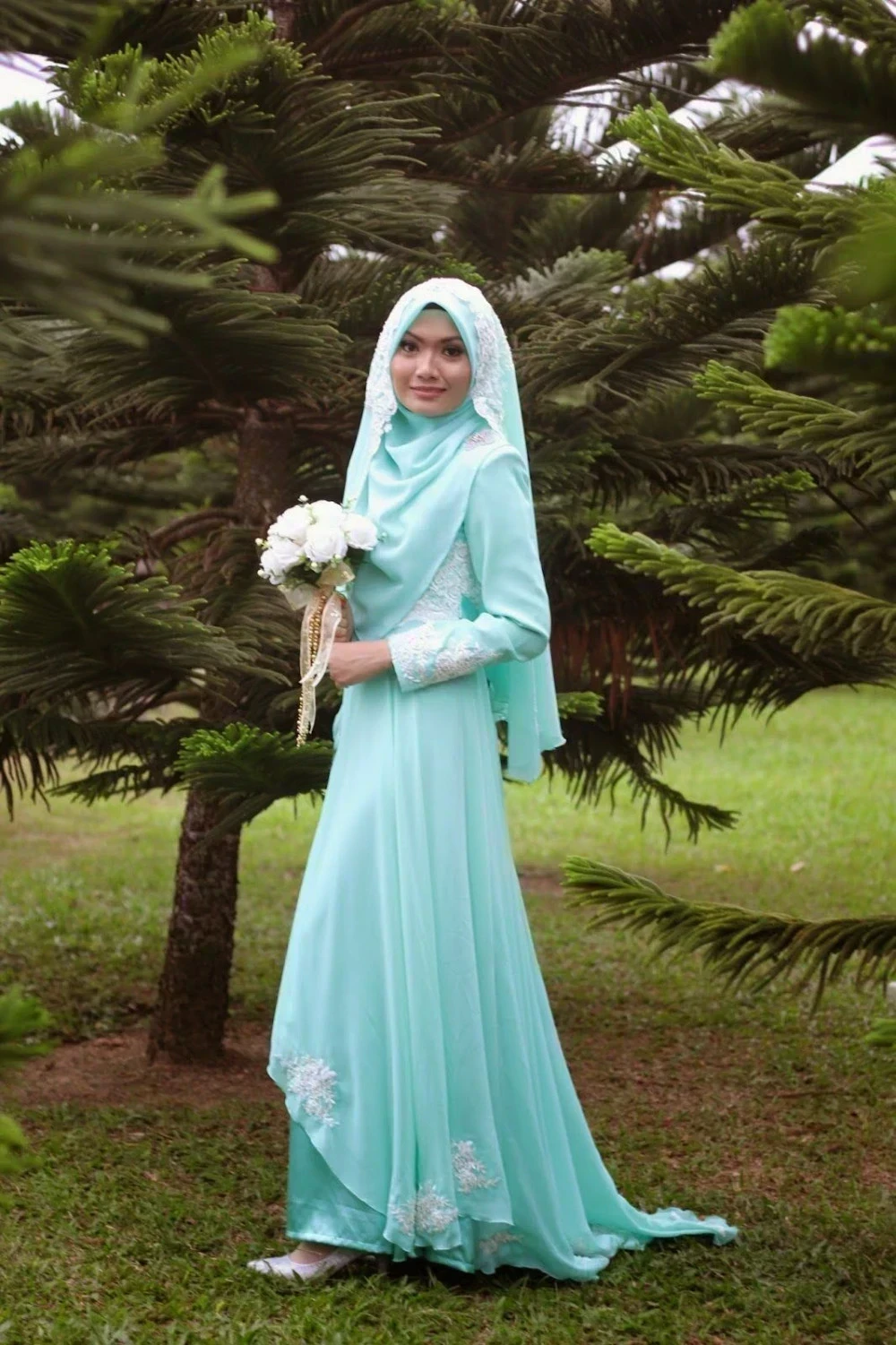 warna gaun pengantin yang cocok untuk kulit sawo matang di malaysia