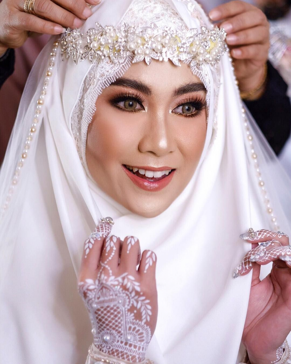 Foto Wedding Dress Hijab Citra Kirana