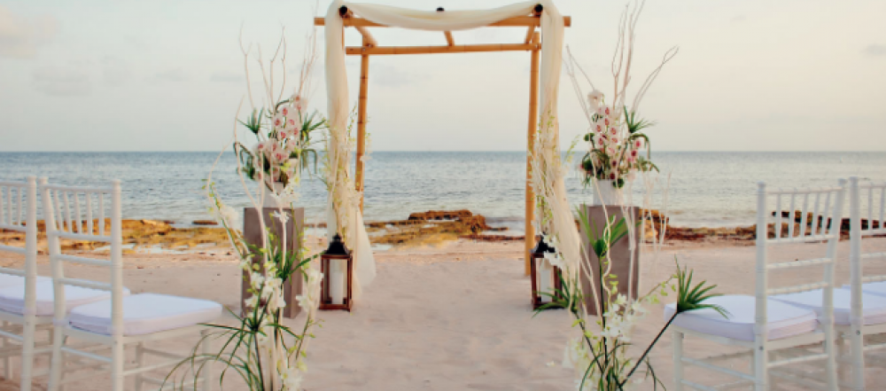  Konsep  Dekorasi  Pernikahan  di  Pantai sebagai Konsep  Unik 