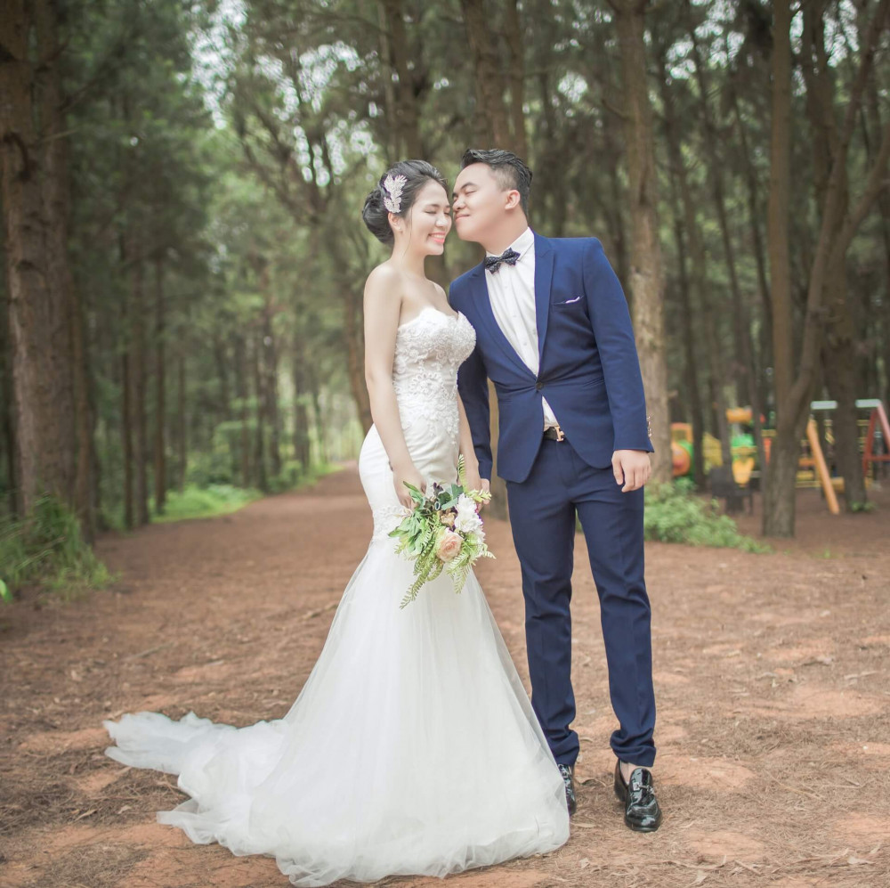 9 Contoh Gaun Pengantin Cantik nan Elegan 9 Contoh Gaun Pengantin Cantik nan Elegan