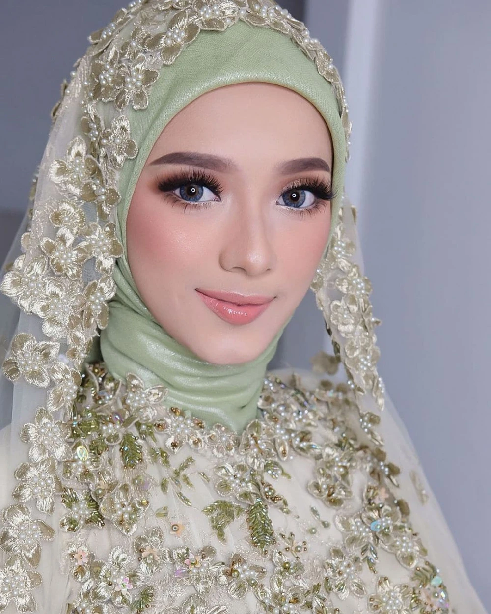 aksesoris pengantin hijab