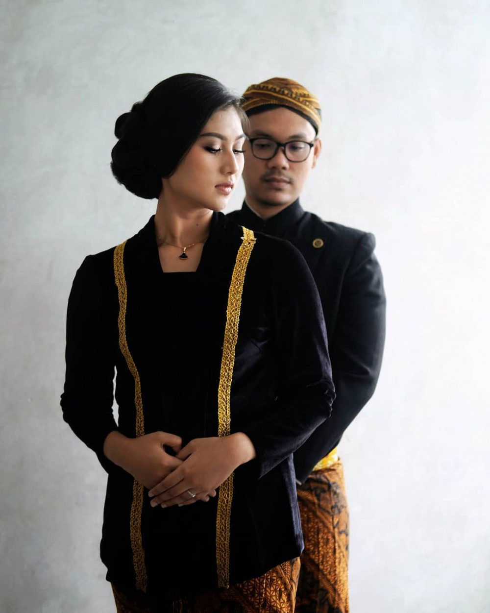 Prewedding dengan Konsep Adat Tradisional Prewedding dengan Konsep Adat Tradisional