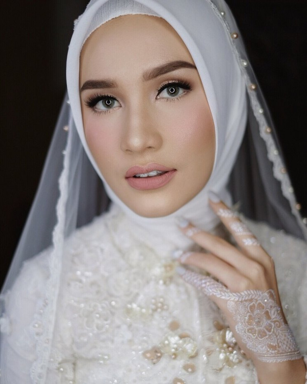 Makeup Pengantin  Hijab  Sederhana  yang Buat Semua Mata 