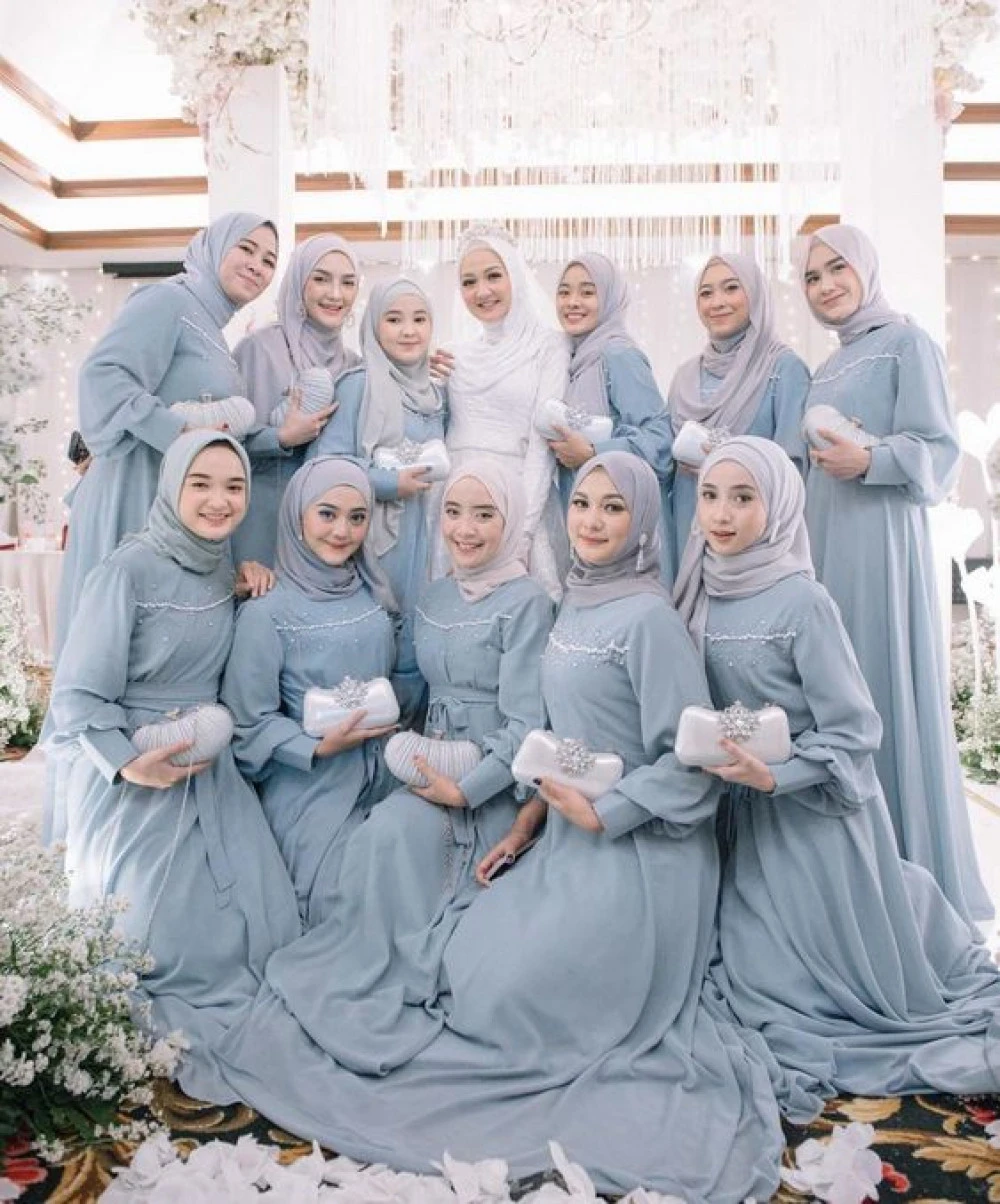 Hijab bridesmaid best sale