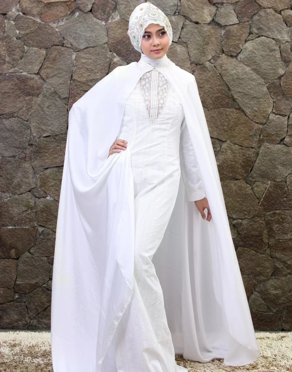 5 Inspirasi Gaun Pengantin Muslim Putih Kekinian Yang Anggun Nan Menawan Wedding Market 6576