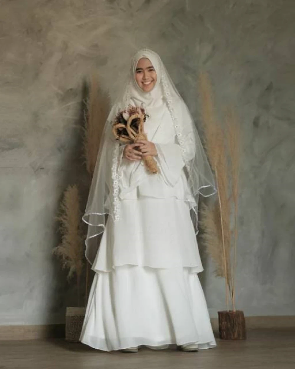 Pengantin Hijab Modern Baju Akad Nikah Simple Elegan : 10 Referensi ...