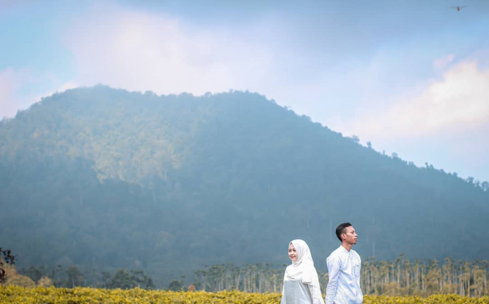 Konsep Prewedding Outdoor Bergaya Casual Konsep Prewedding Outdoor Bergaya Casual