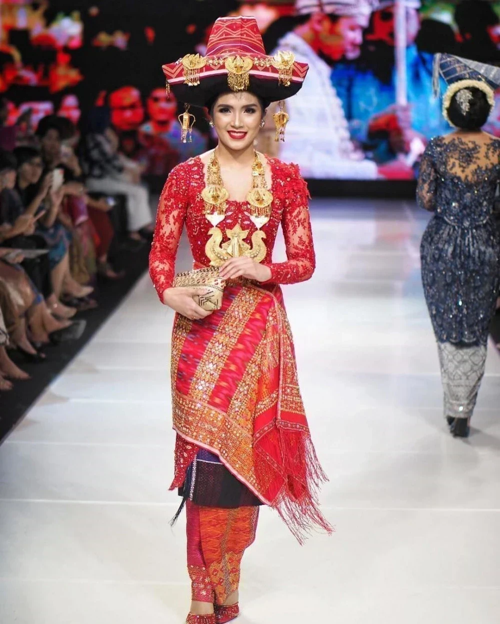 Vera Kebaya Pengantin Batak