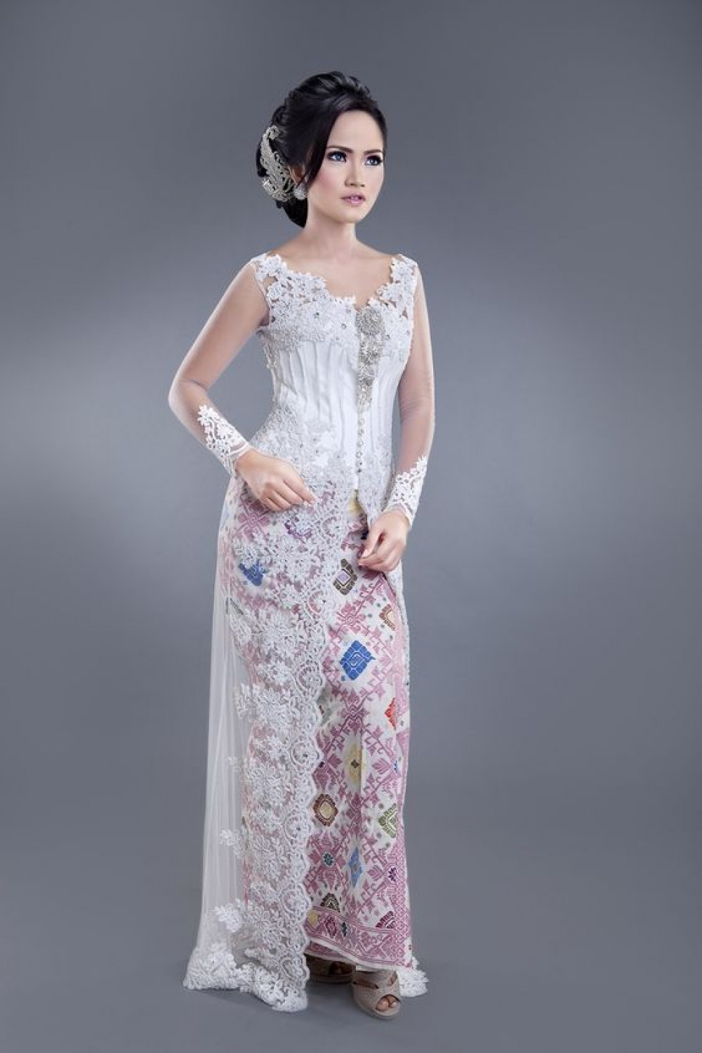 Gaun Pengantin - Kebaya Brokat Gaun Pengantin - Kebaya Brokat